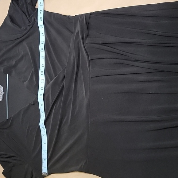Investments Woman Soft Separates, Size 1X Black Mid-Length Sleeved Dress, EUC - Picture 7 of 10